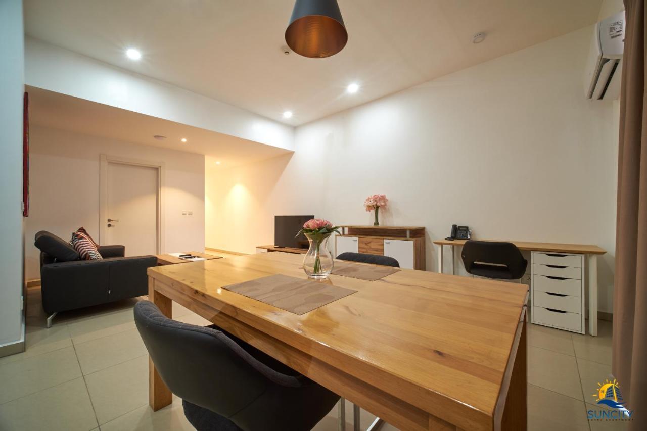 Suncity Hotel Apartment Аккра Екстер'єр фото