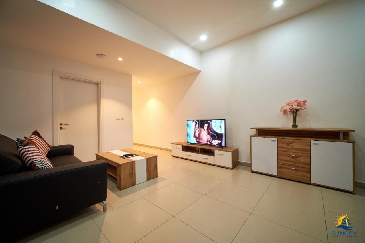 Suncity Hotel Apartment Аккра Екстер'єр фото
