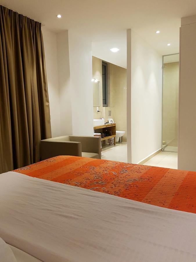 Suncity Hotel Apartment Аккра Екстер'єр фото