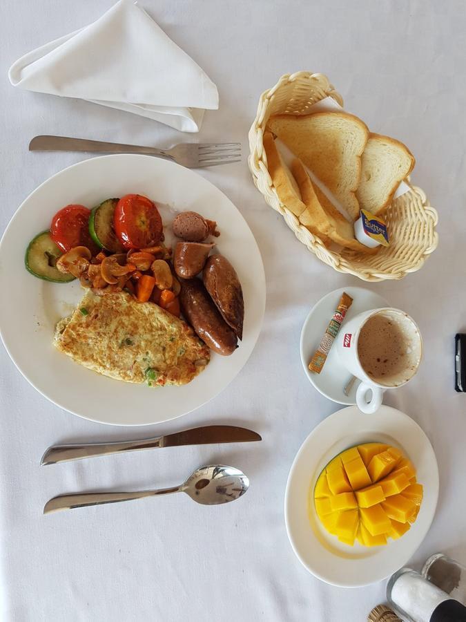 Suncity Hotel Apartment Аккра Екстер'єр фото