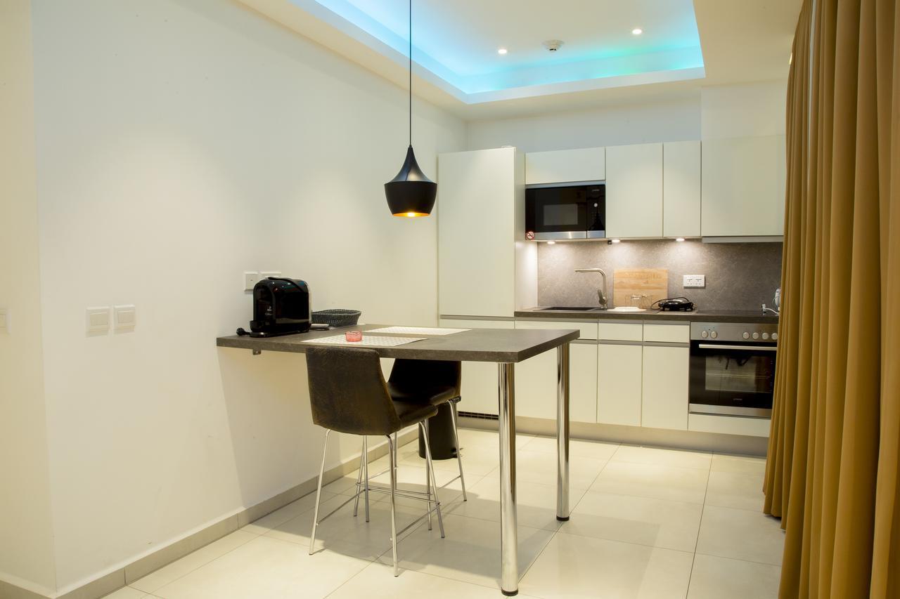 Suncity Hotel Apartment Аккра Екстер'єр фото