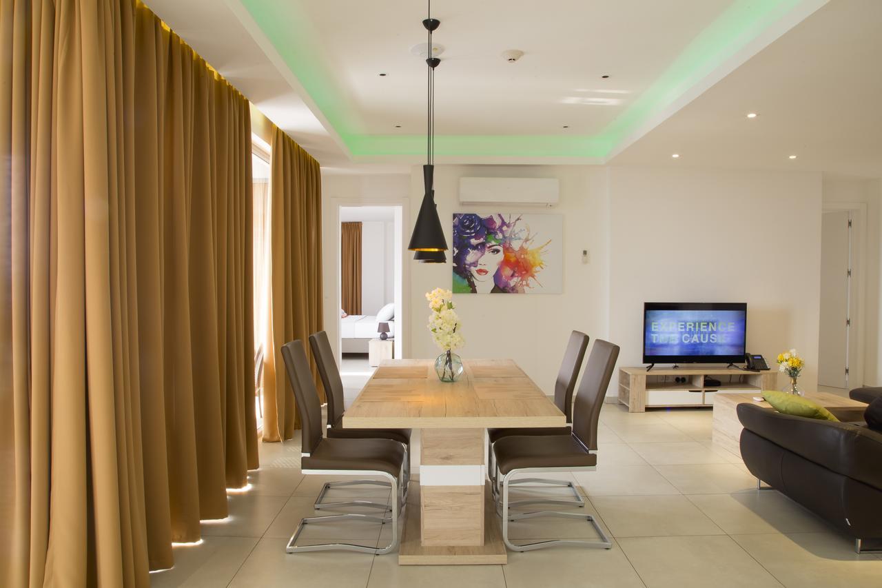 Suncity Hotel Apartment Аккра Екстер'єр фото