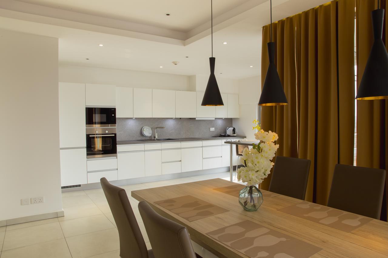 Suncity Hotel Apartment Аккра Екстер'єр фото